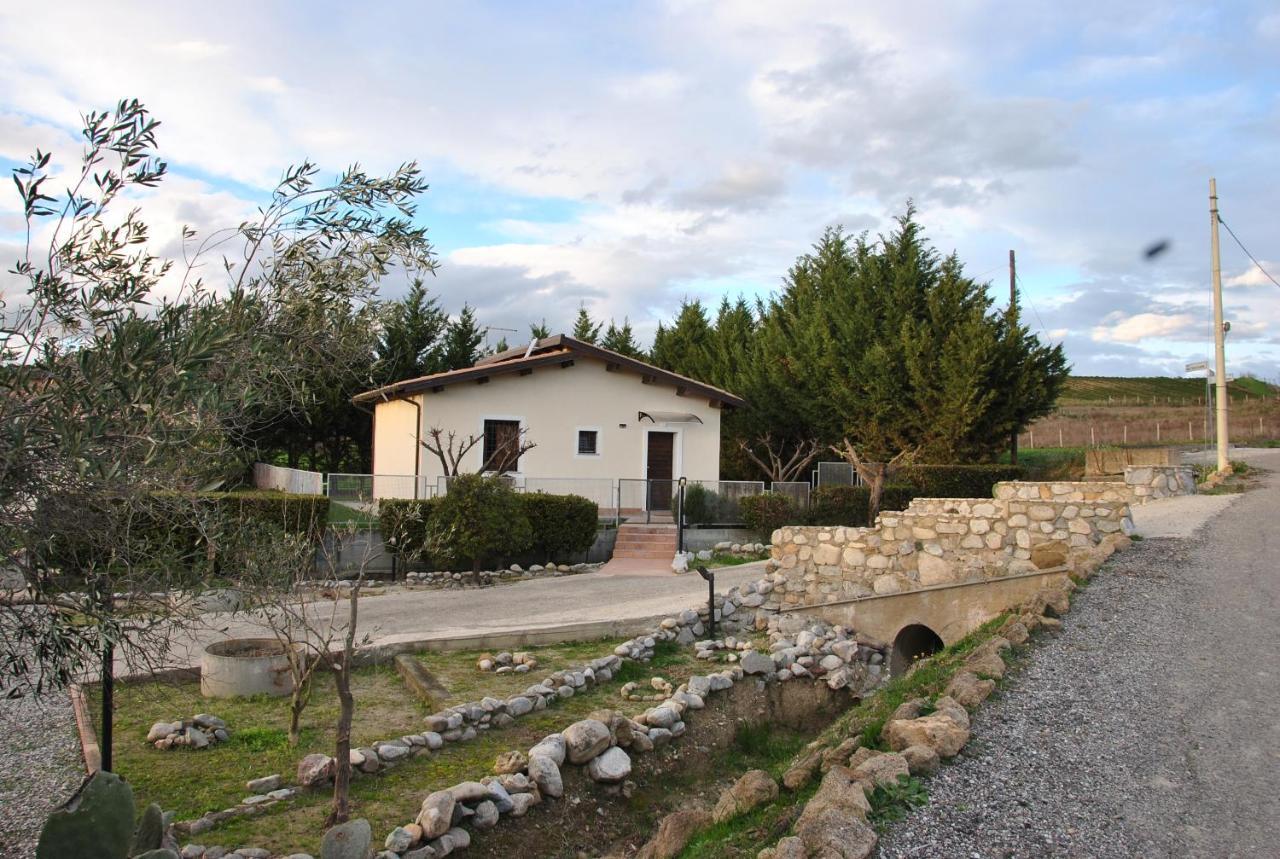 Agriturismo La Mandragola Relais Crotone Luaran gambar